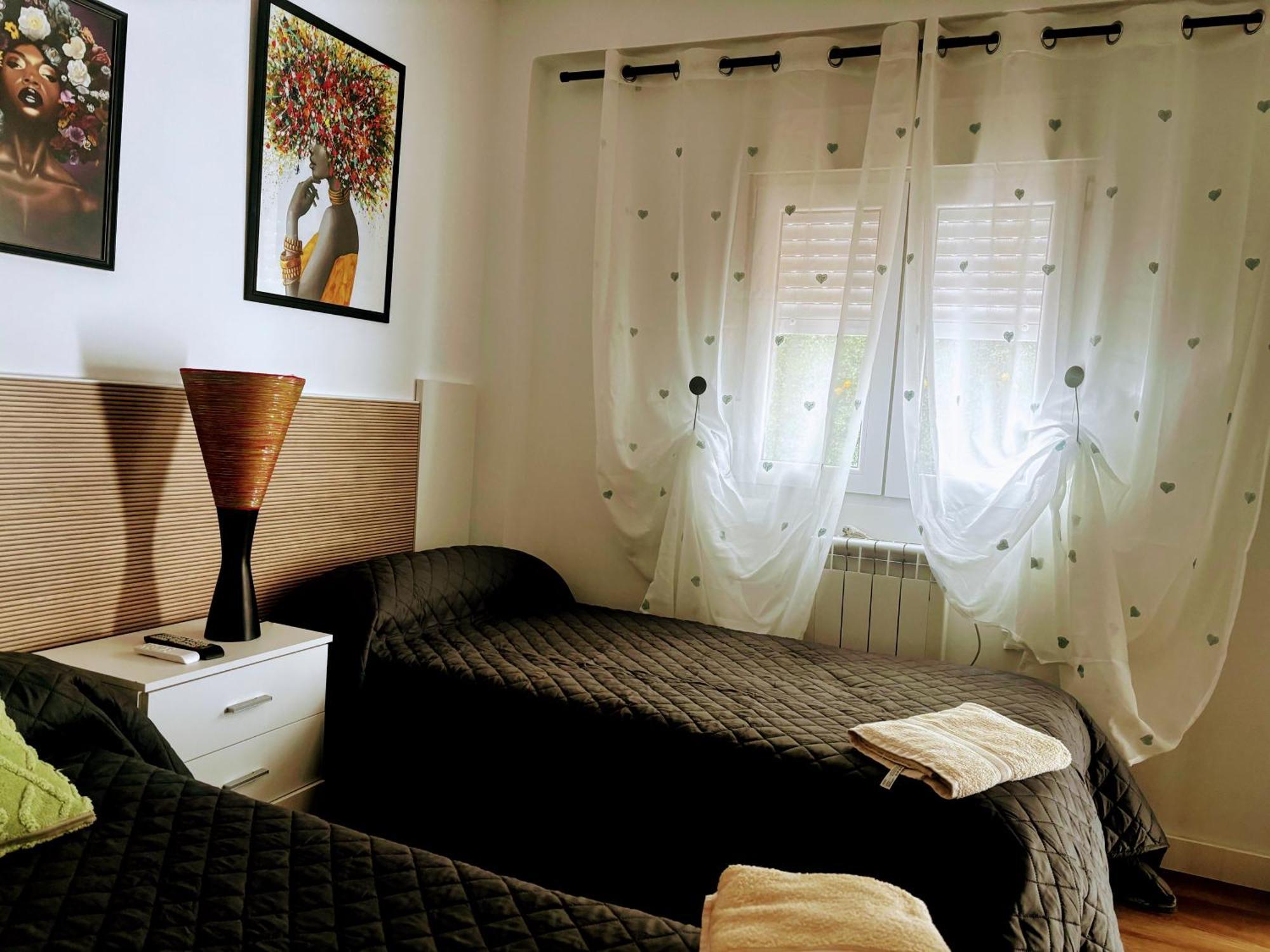 Santa Lucia Apartment ซาราโกซา ภายนอก รูปภาพ